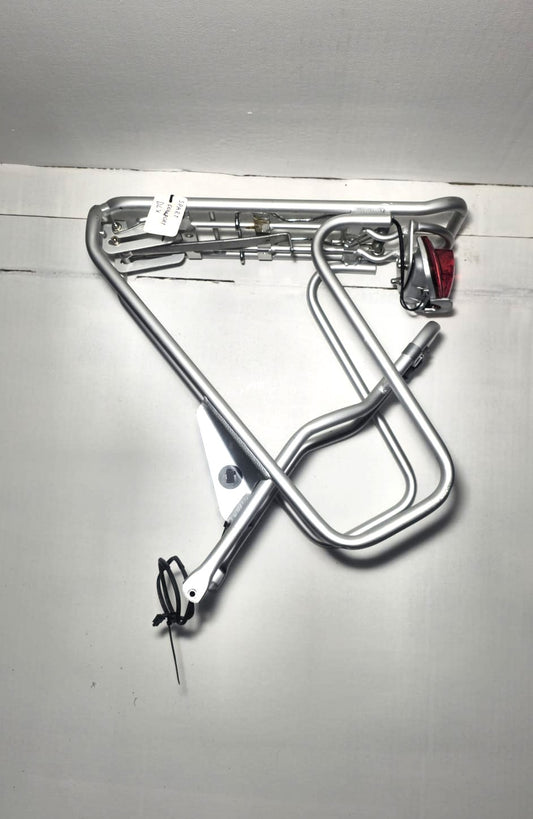 Bagagedrager met achterlicht | Sparta ion Comfort DLX