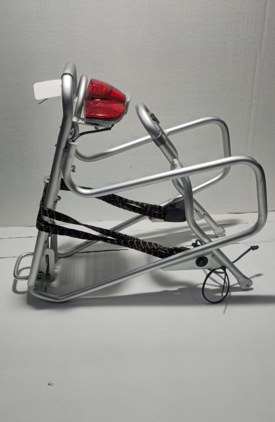 Bagagedrager met achterlicht | Sparta ion Comfort DLX