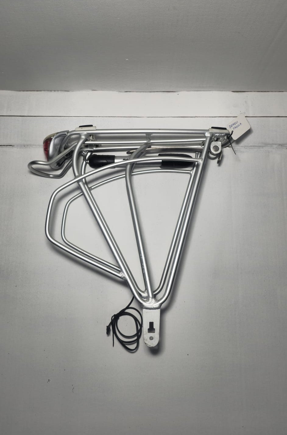 Bagagedrager met achterlicht | Batavus Padova Easy