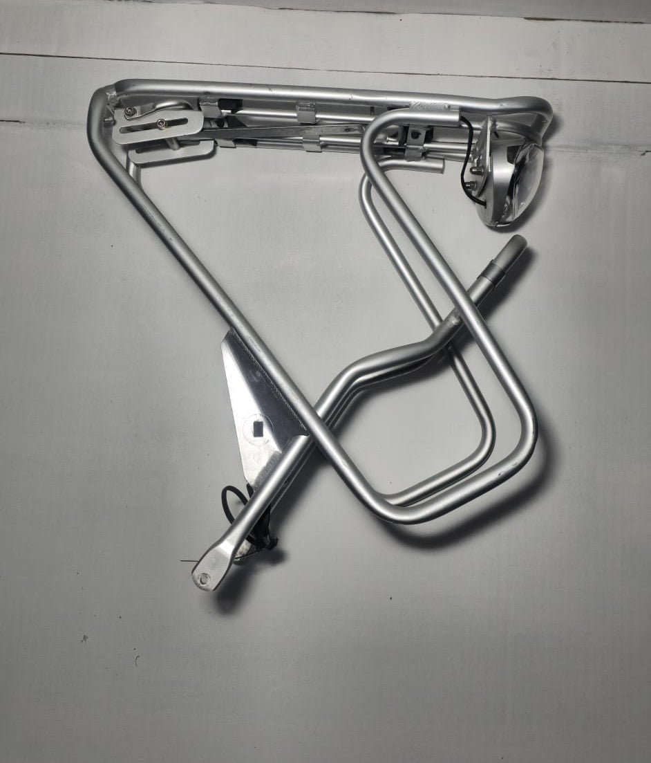 Bagagedrager met achterlicht | Sparta ion M-Gear