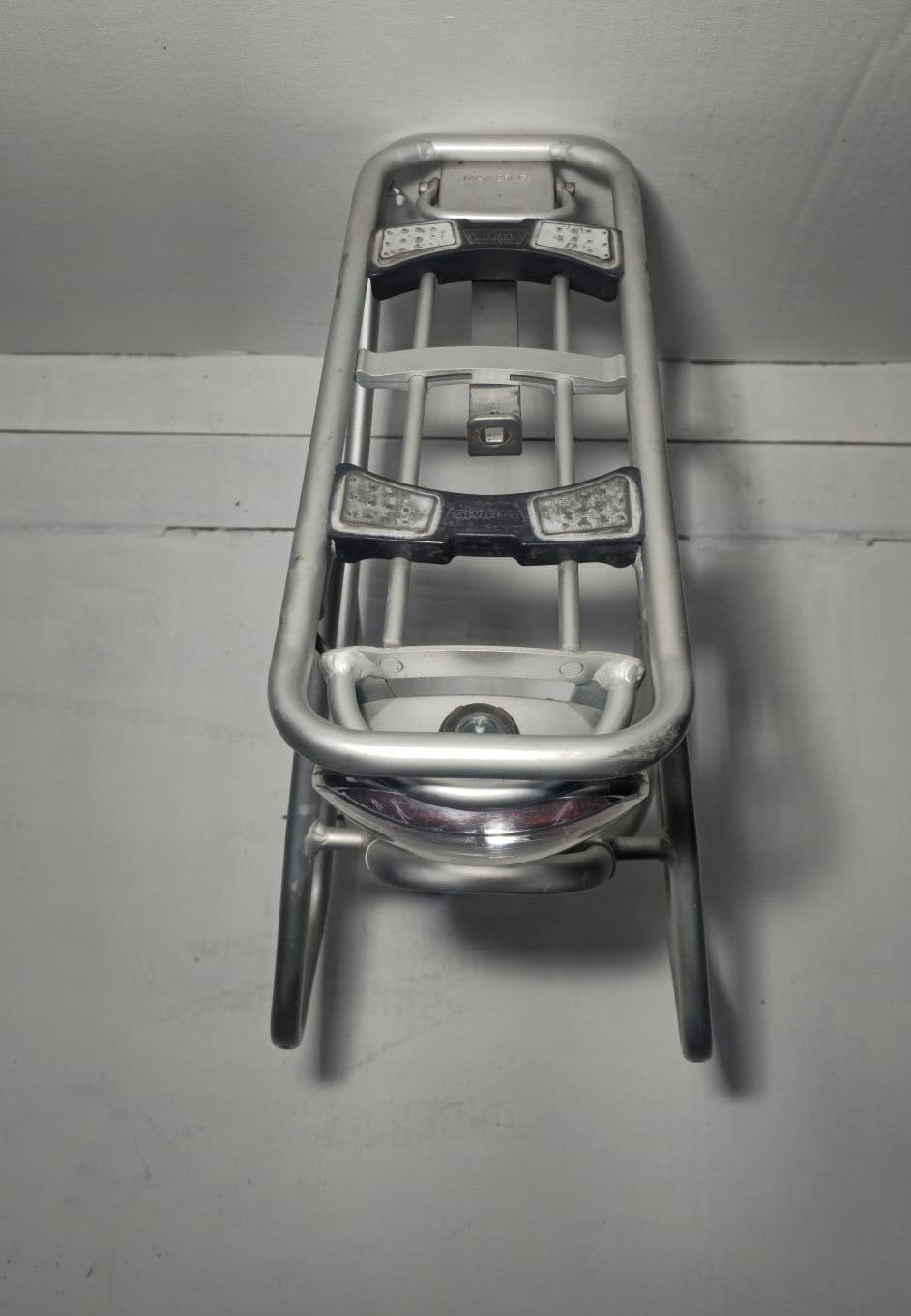 Bagagedrager met achterlicht | Sparta ion GL