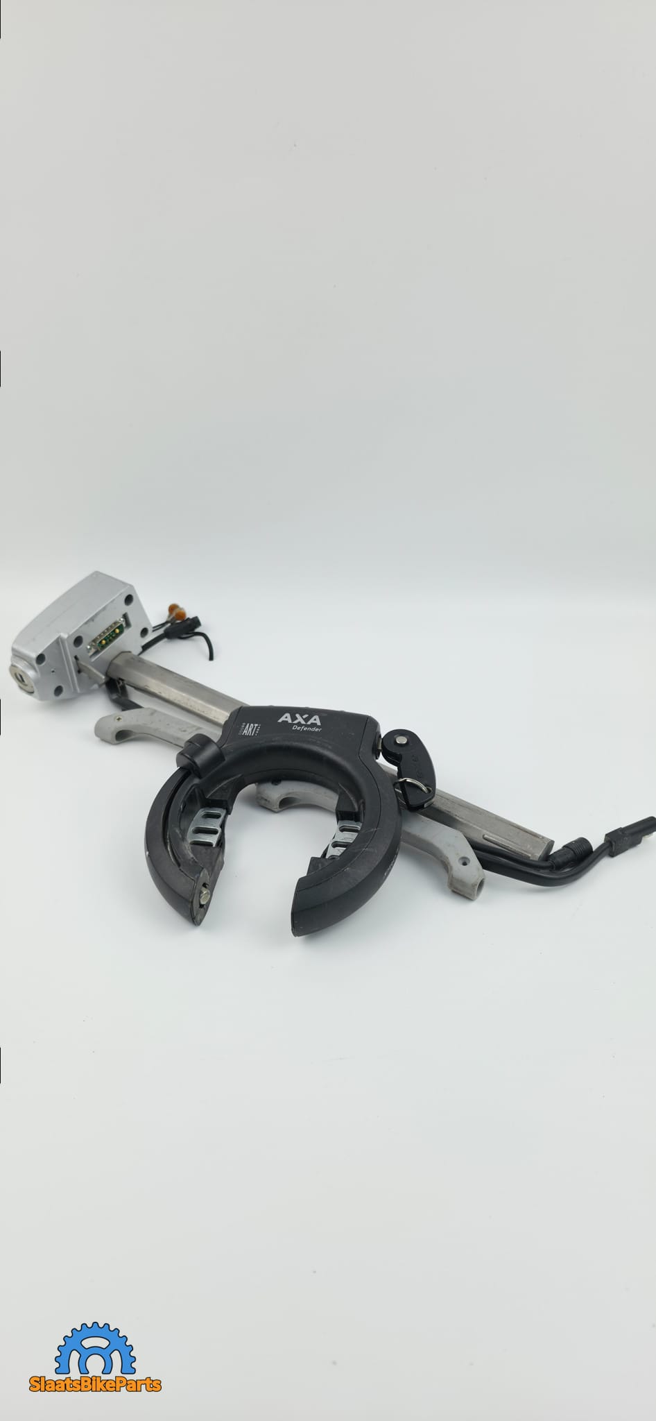Accuslede + AXA Ringslot | BionX Trek T500 | Accudocking