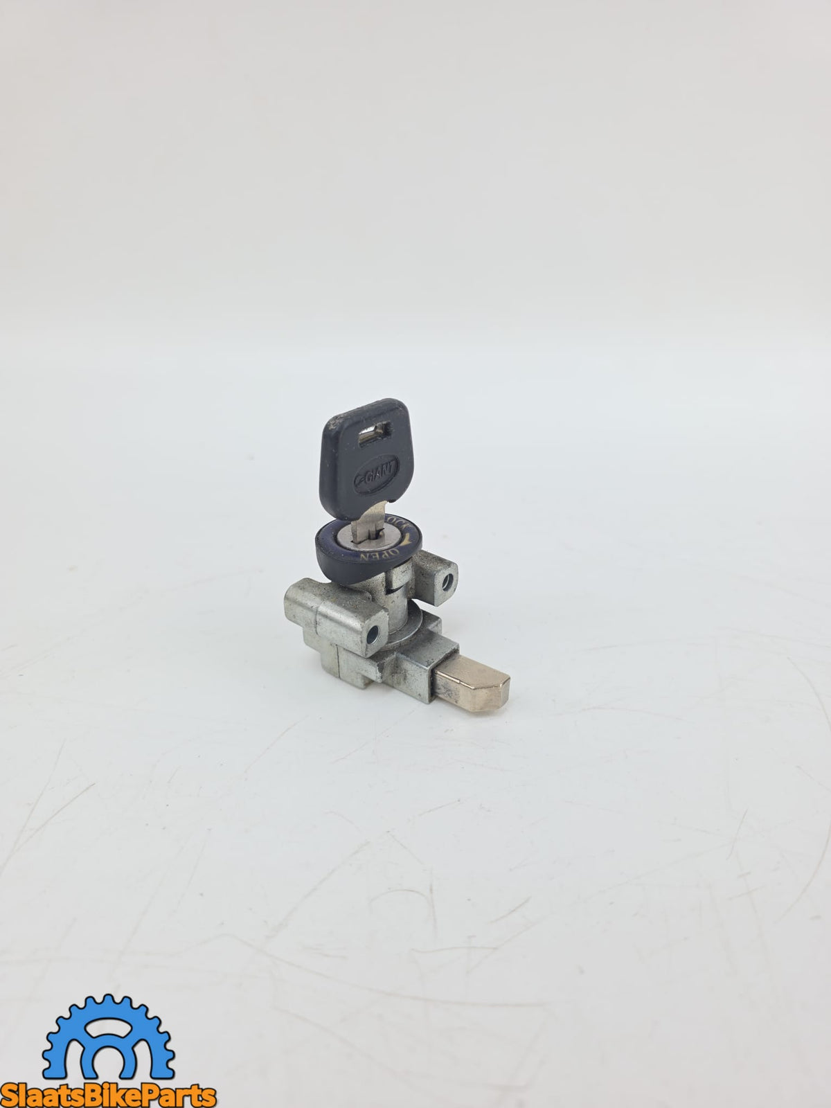 Accuslot | Giant | Twist Go Double